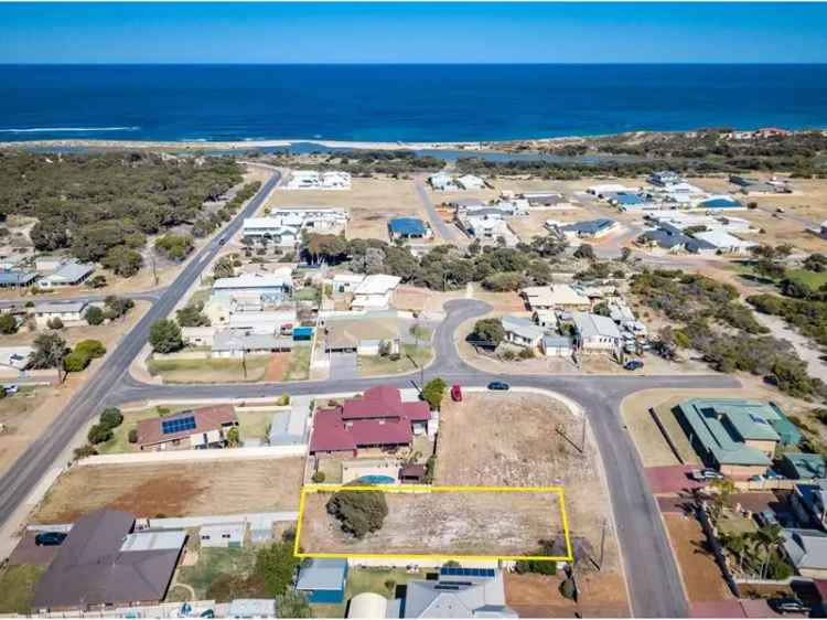 Land For Sale in Port Denison, Western Australia