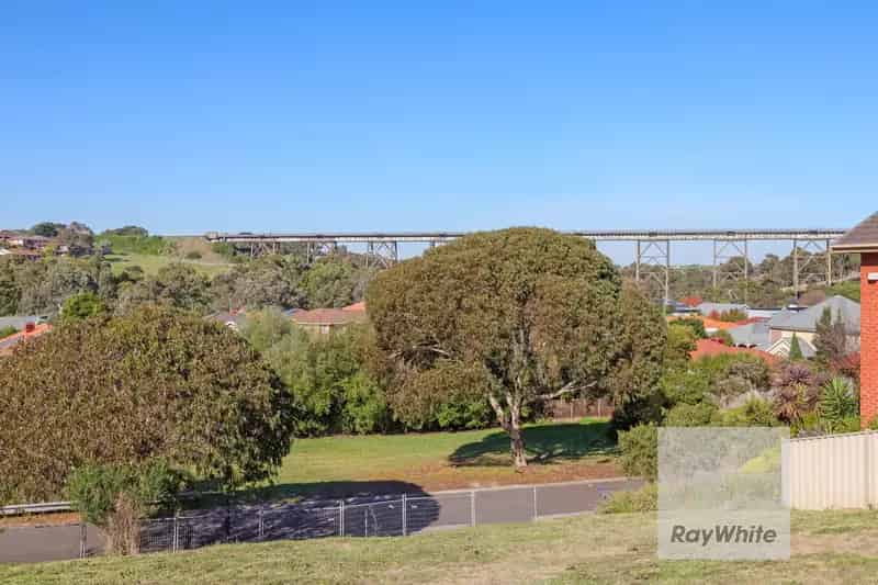 Lovely 720m2 Allotment in Gowanbrae | $720k-$740k