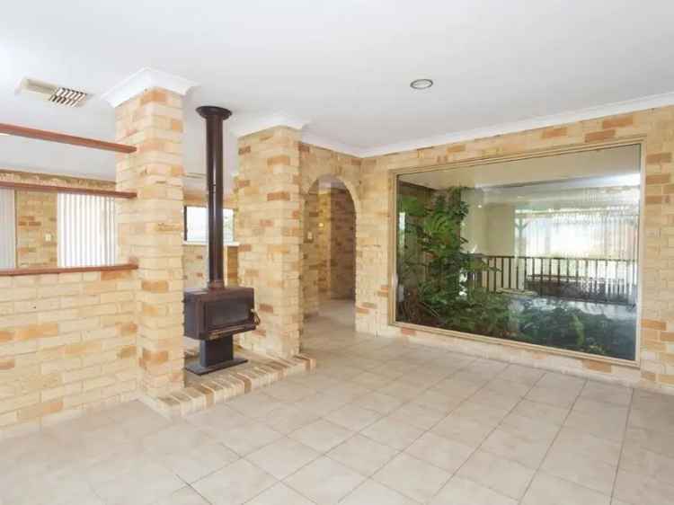 House For Rent in City of Melville, Western Australia