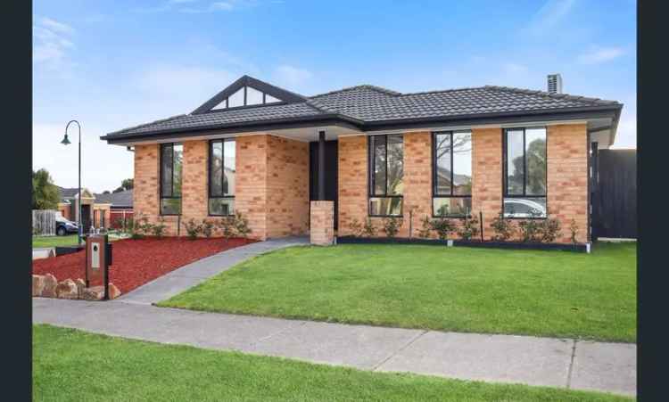 Renovated Family Home in Berwick