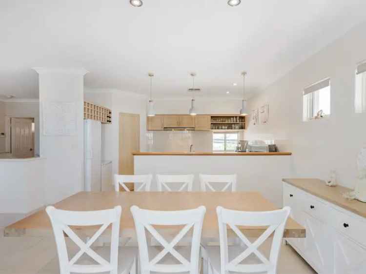 House For Sale in City of Mandurah, Western Australia