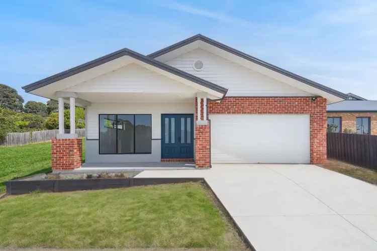 House For Sale in Warragul, Victoria