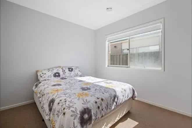 House For Rent , 23, Atherton Way, Melbourne, Victoria