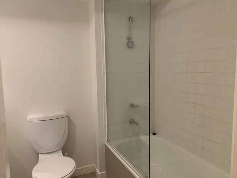 2 rooms house of 270 m² in Melbourne