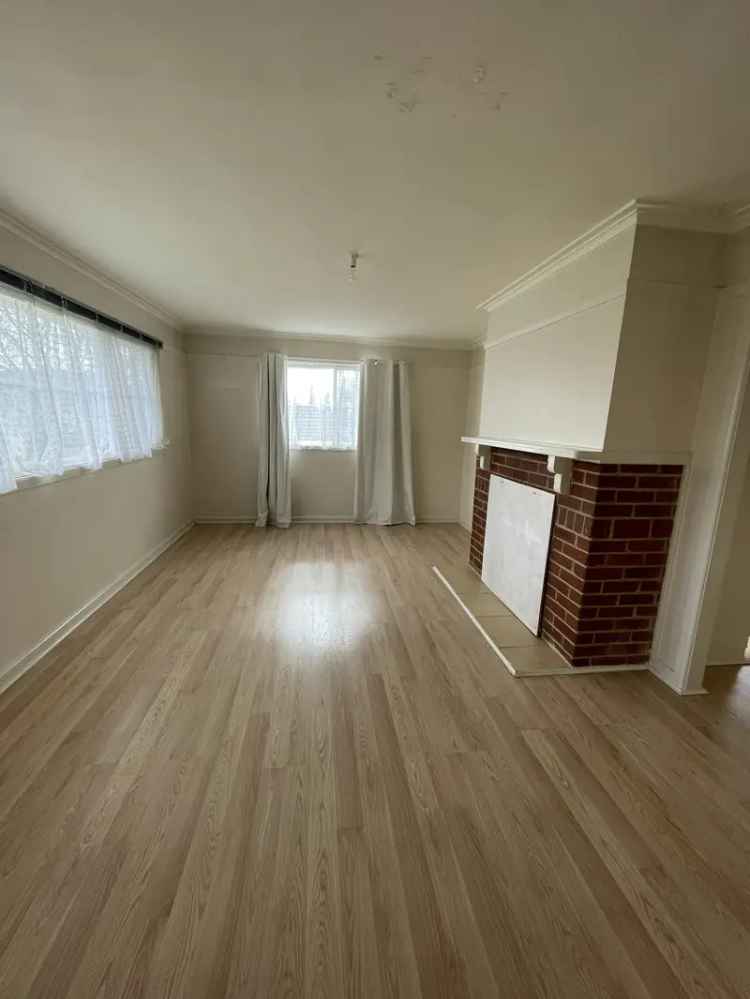 3 Bedroom Home Near CBD - Long Lease Available