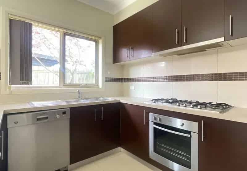 Modern 3-Bedroom Townhouse
