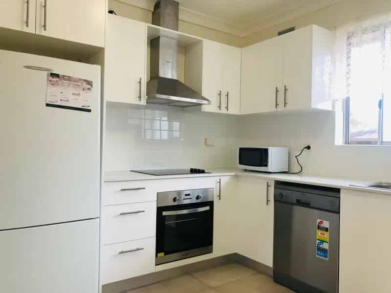 3 rooms house of 192 m² in Sydney