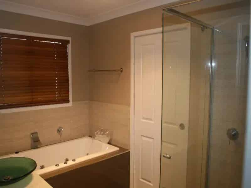 Real Estate For Lease - 3 Liana Court - Regents Park , QLD