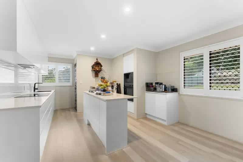 Spacious & Versatile Family Home with Modern Comforts in Redbank Plains!