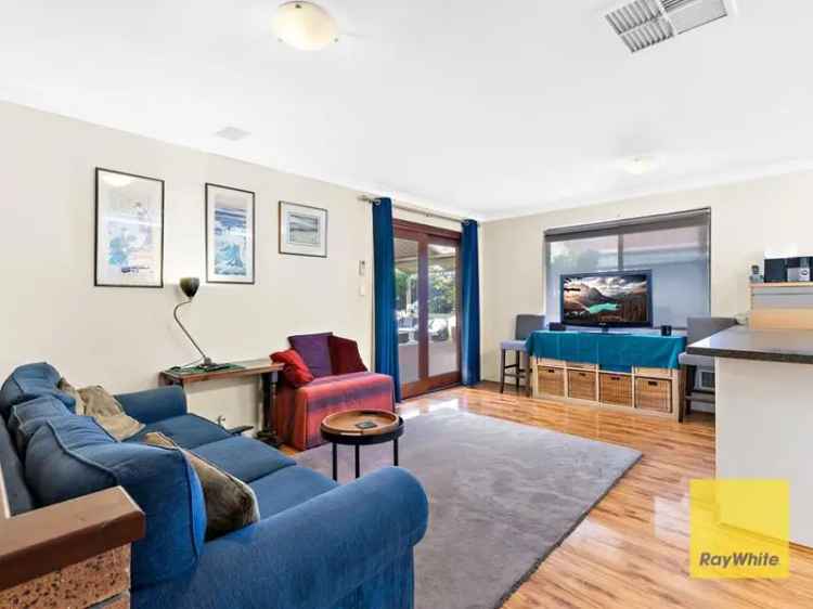 House For Sale in City of Gosnells, Western Australia