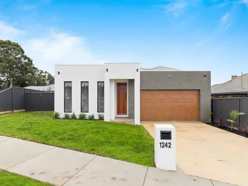 Stunning Contemporary Home In Ballarat North