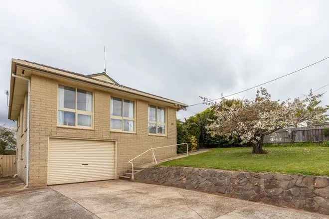 House For Rent in Devonport, Tasmania