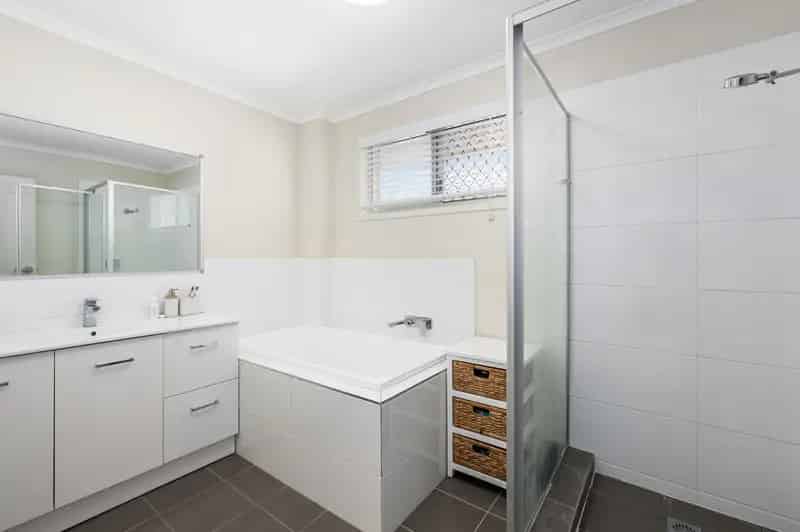 Investment opportunity buy block of units Mermaid Beach with redevelopment potential