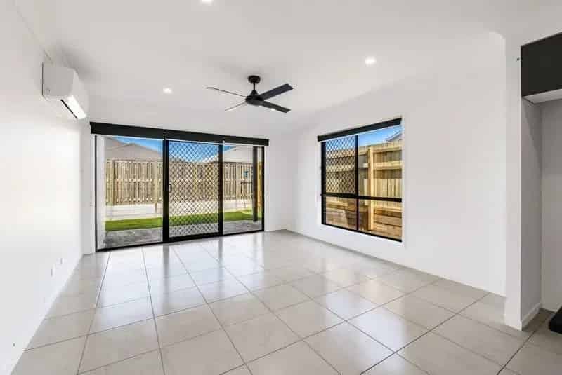 Buy House in Logan Reserve with Four Bedrooms and Modern Features