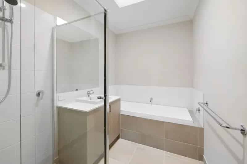 Buy Contemporary 4 Bedroom Terrace House in Surf Coast