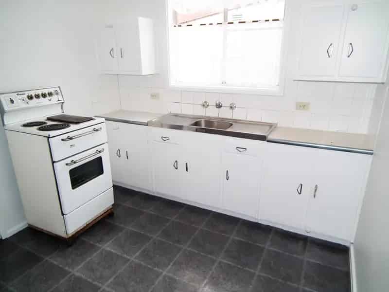 Real Estate For Lease - 10 Toyer Street - Tempe , NSW