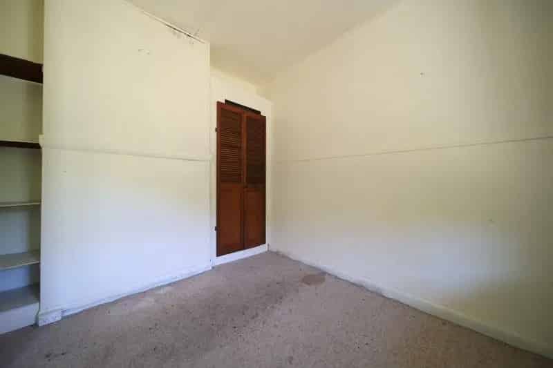 Restore & Reimagine - A Cottage with Endless Potential!