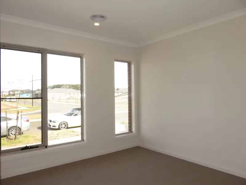 Buy House in Merrifield with 4 Bedrooms and Modern Features