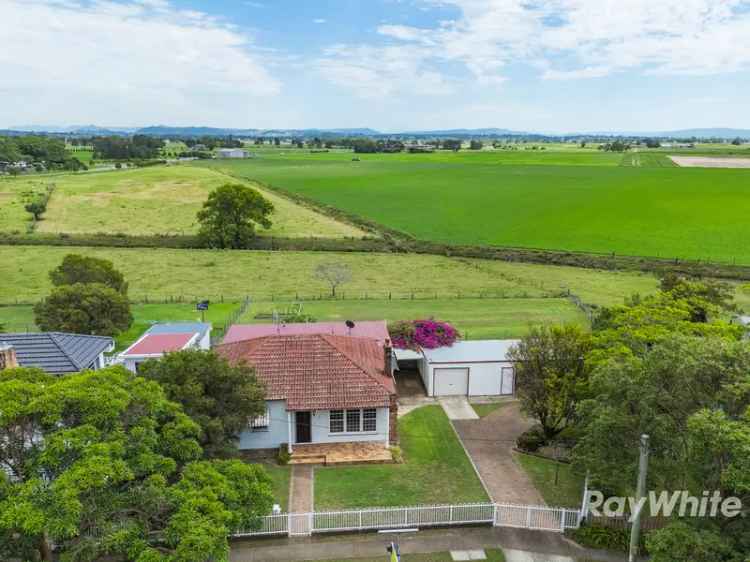 3-Bedroom Home with Large Lot and Rural Views in East Maitland