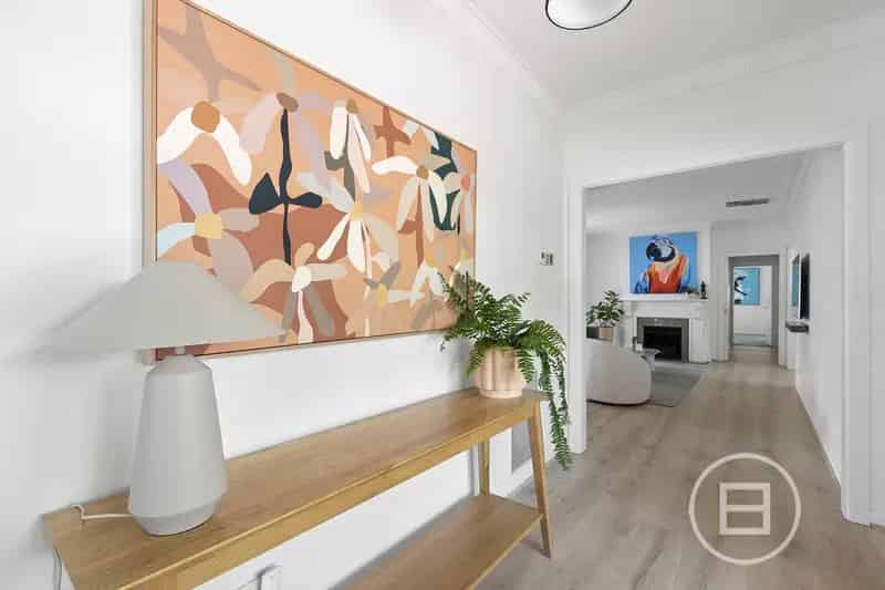 Buy house in Mentone with glorious gardens and beachside location