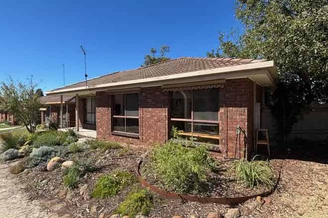 House For Rent , 7, Burnbank Close, Ballarat, Victoria