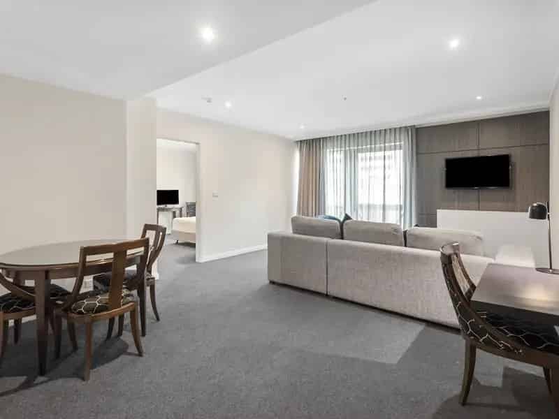 2 rooms apartment of 213 m² in Melbourne