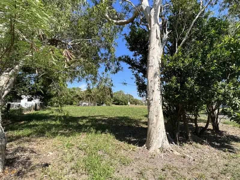 Buy Medium Density Land in Cooktown with Previous Development Applications