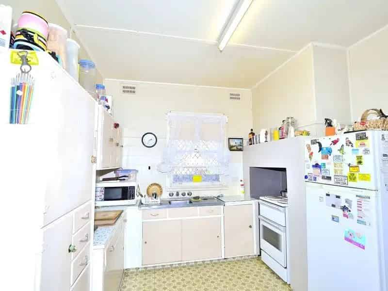 Real Estate For Lease - 30 West Street - South Kempsey , NSW