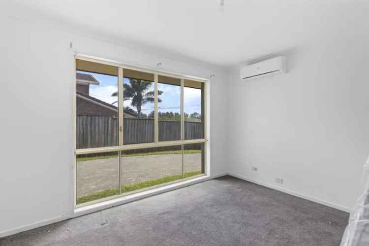 3 Bed 1 Bath Renovator Home 531sqm Block Coomera