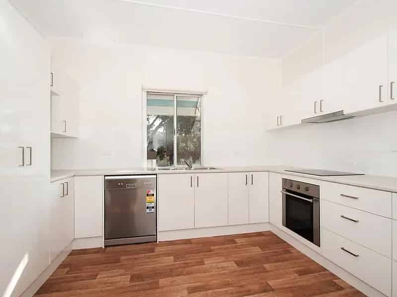 Real Estate For Lease - 13 Oates Avenue - Woodridge , QLD