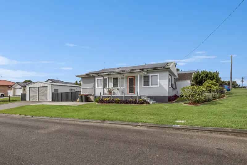 Real Estate For Sale - 17 Cochrane Street - West Kempsey , NSW