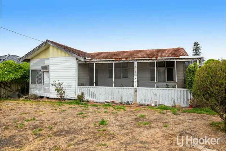 House For Sale in City of Stirling, Western Australia