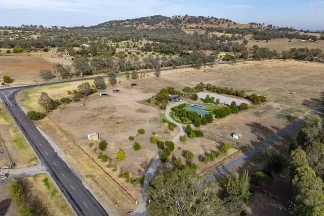 House For Sale , Table Top, New South Wales
