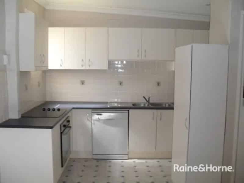 Great Location 4 Bedroom Home - Available Now!!!
