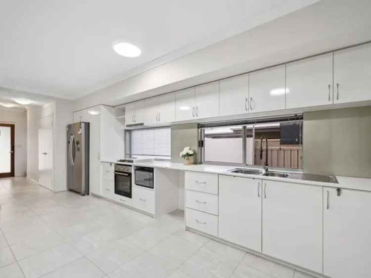 House For Sale in City of Melville, Western Australia