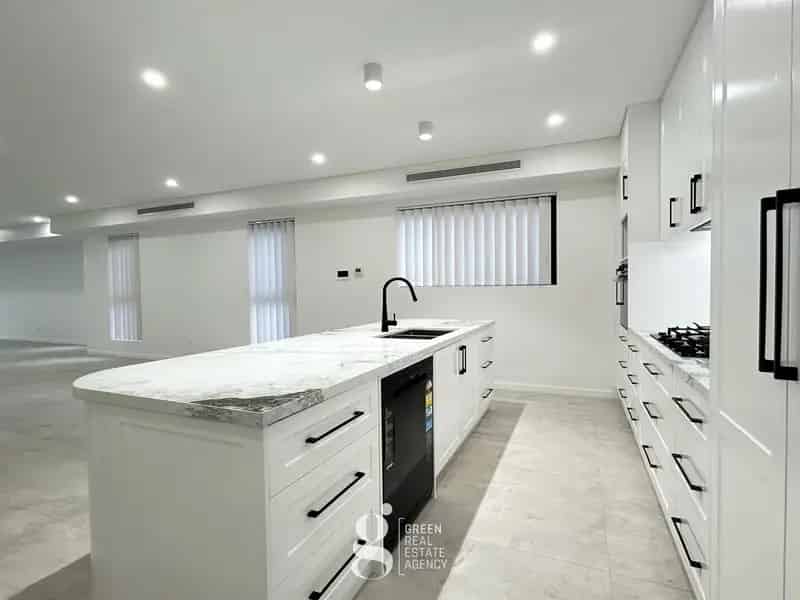 5 rooms apartment of 109 m² in Sydney