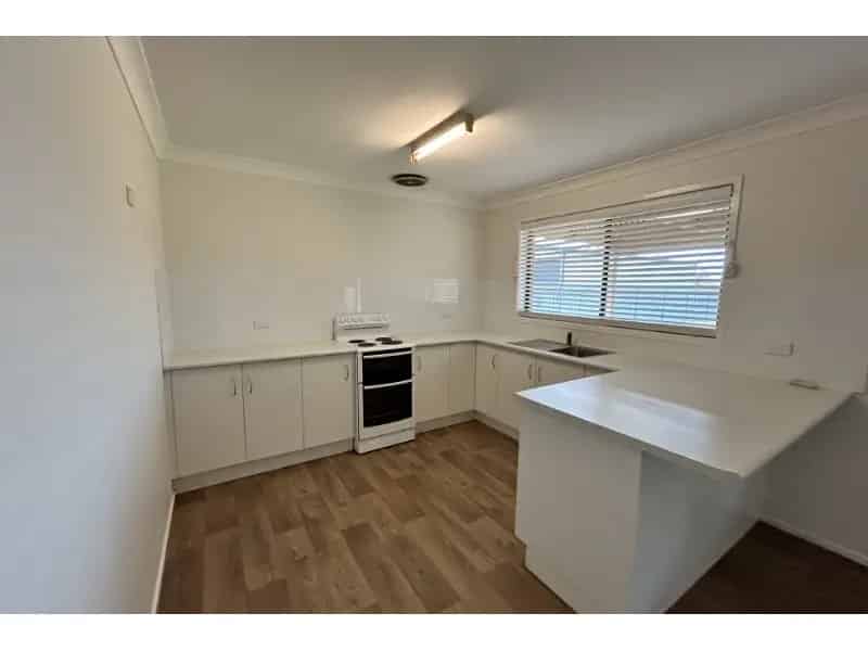 Three Bedroom Home In East Dubbo