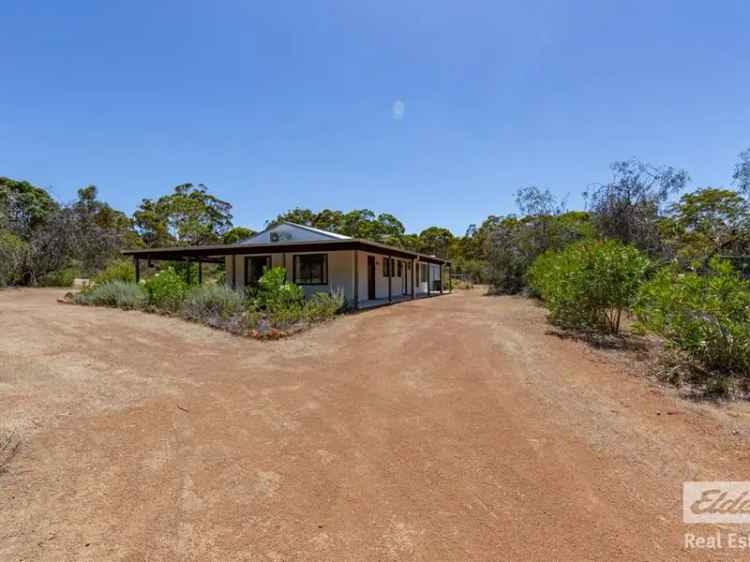 4.99-Acre Bushland Property 3-Bedroom Home Off-Grid Solar