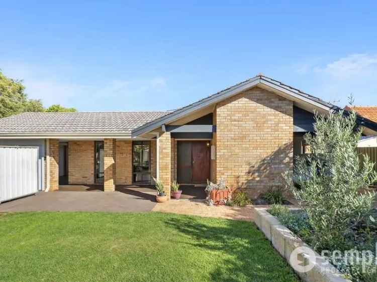 House For Sale in City of Melville, Western Australia