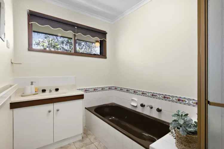 Beachside 2-Bedroom Unit - Dromana