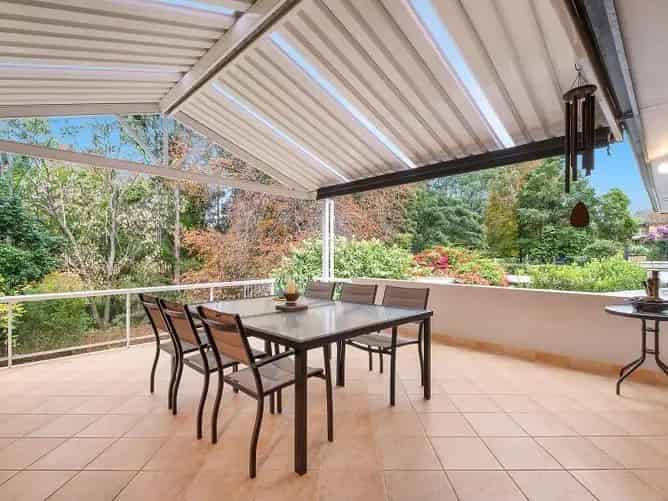 Home Office. Designer Kitchen. Perfect Entertainer.