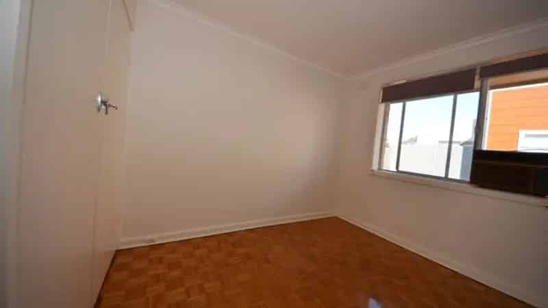 1 room apartment of 144 m² in Melbourne