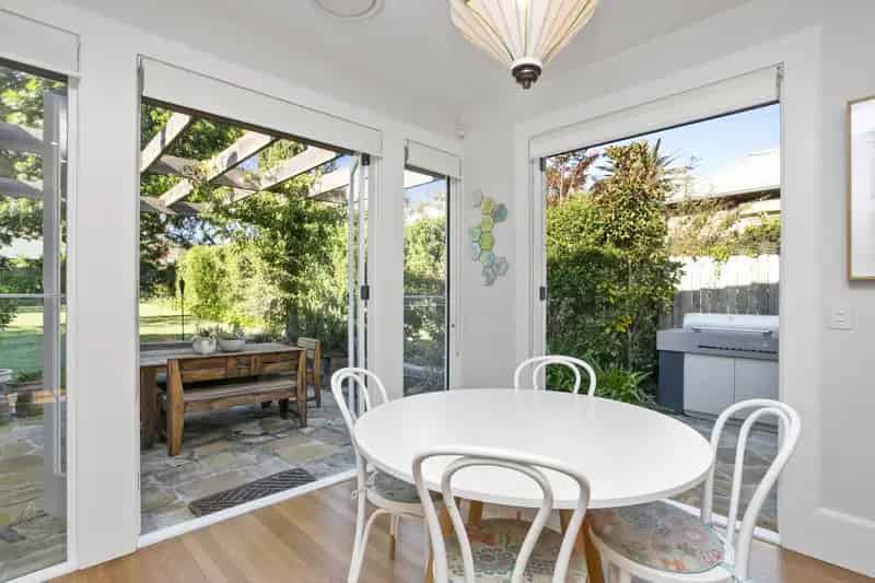 Lease Family Home with Pool and Garden in Roseville NSW