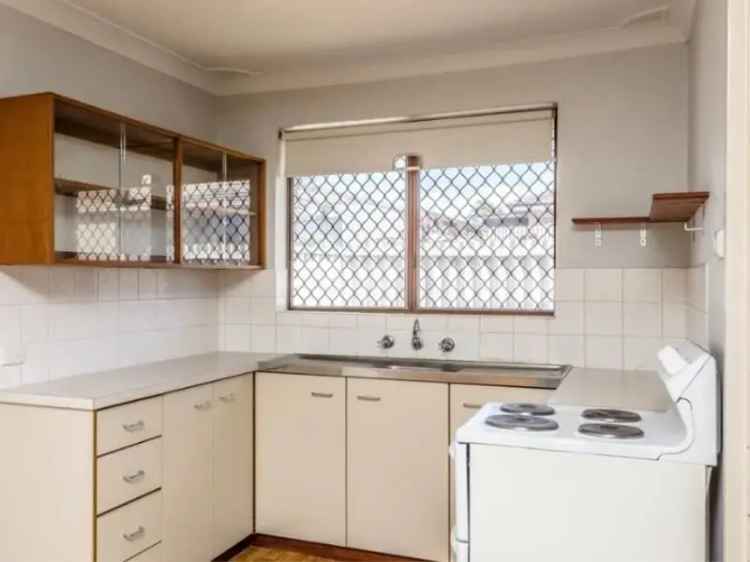 House For Sale in Geraldton, Western Australia