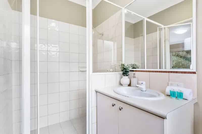 Gorgeous 3-Bedroom Villa Retreat in The Vines - Pool Access