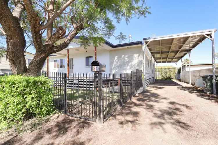 Family Home walking distance to CBD