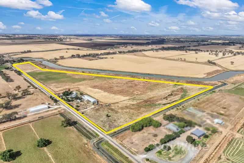 Buy Rural Property 4 Bedroom Farmhouse in Rochester with Land and Features