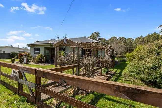 Acreage For Sale in Railton, Tasmania