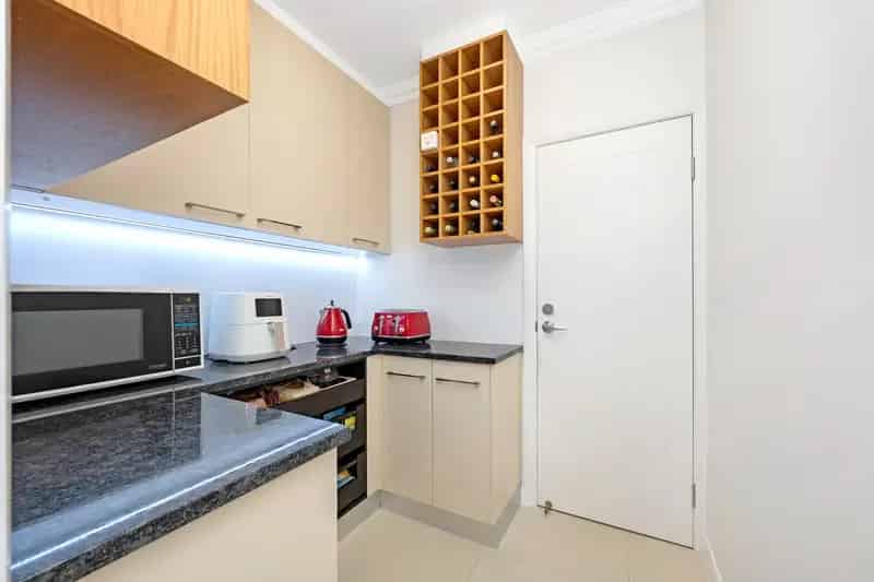 Buy 5 Bedroom Home with River Frontage in Annandale