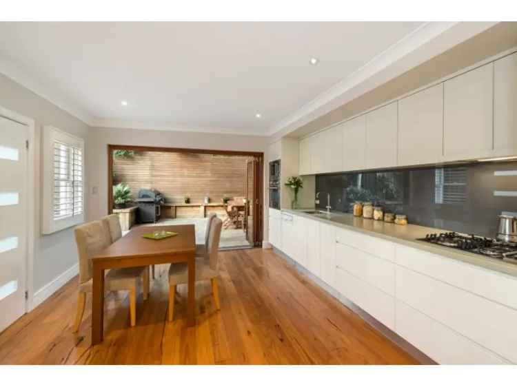 Stylish Free-Standing Two-Bedroom Home In The Heart Of Balmain